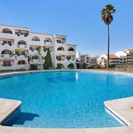 Prestige Apartment *